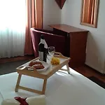 Hotel Ani