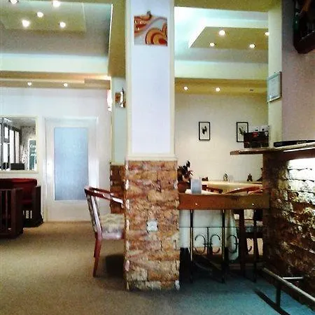 Hotel Ani