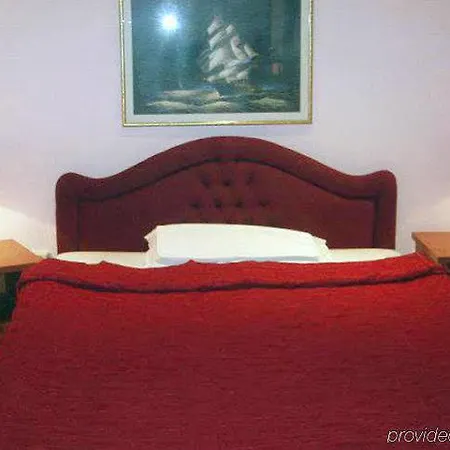 Ani 3* Skopje