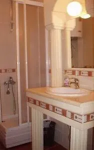Hotel Ani